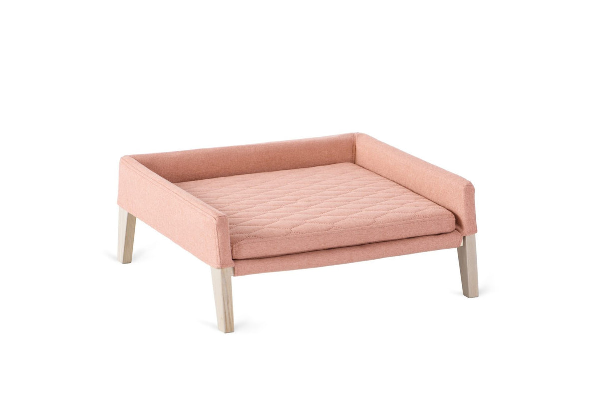 Lulu Dog/Cat Bed - Raspberry
